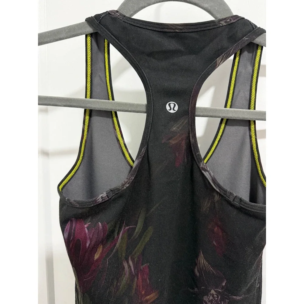 Lululemon Cool Racerback Workout Tank Top Floral Print Black‎ Athletic 4